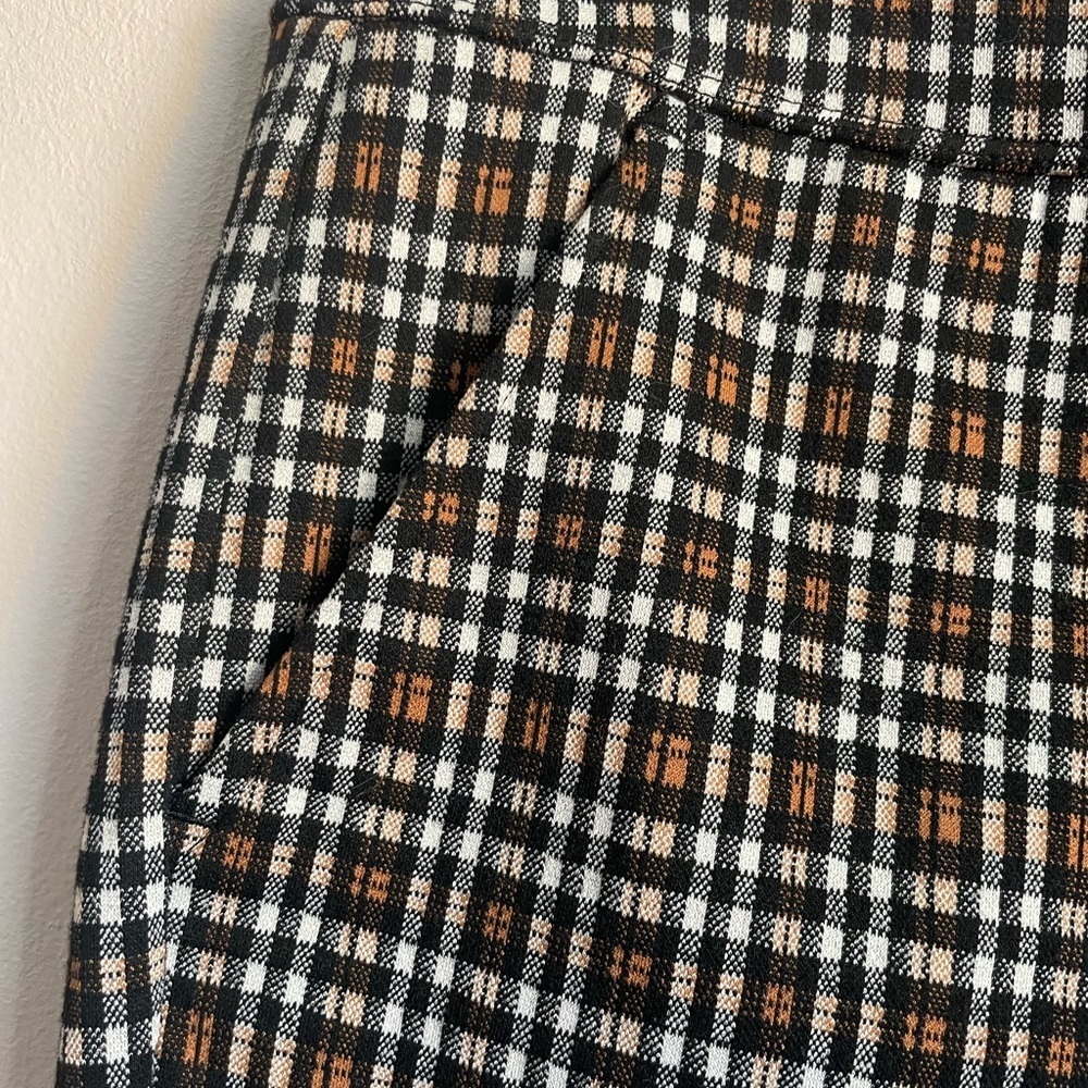 SO plaid high-rise leggings, size L with pockets - Picture 3 of 10